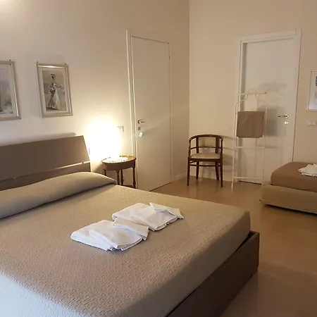 Bed & Breakfast Ai Due Vecchi Ulivi Garlate