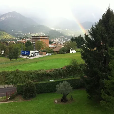 Bed & Breakfast Ai Due Vecchi Ulivi Garlate