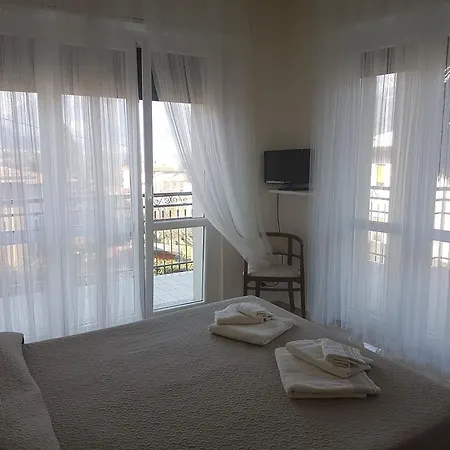 Ai Due Vecchi Ulivi Bed & Breakfast 3*