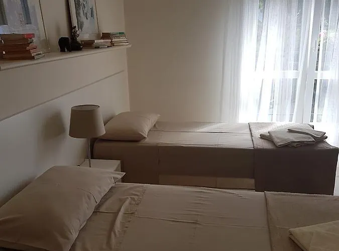 Ai Due Vecchi Ulivi 3*